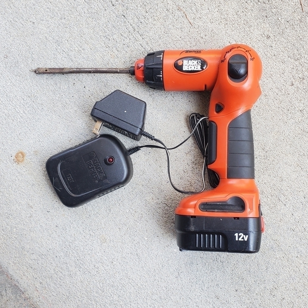 Black & Decker Swivel Cordless Drill